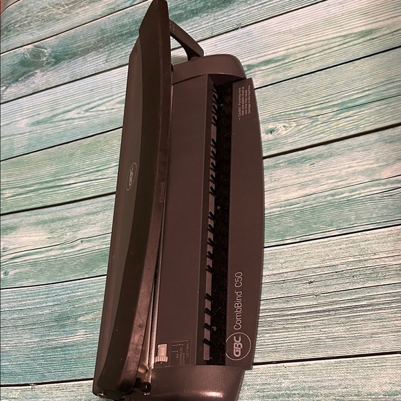 Manual Book Binding Machine - Picture 3 of 4